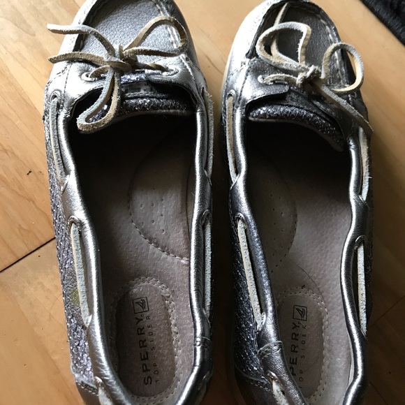 Sperry - Picture 2 of 6